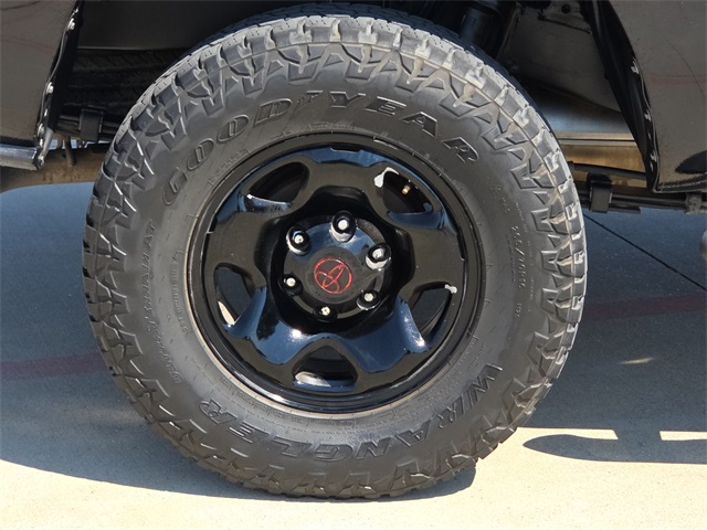 2016 Toyota Tacoma SR5 Double Cab photo 9