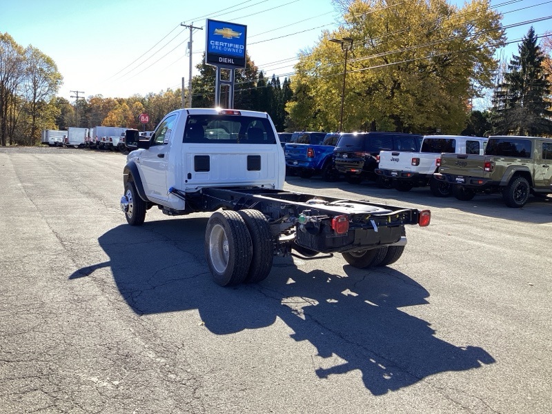 2026 Ram 5500 Tradesman photo 3