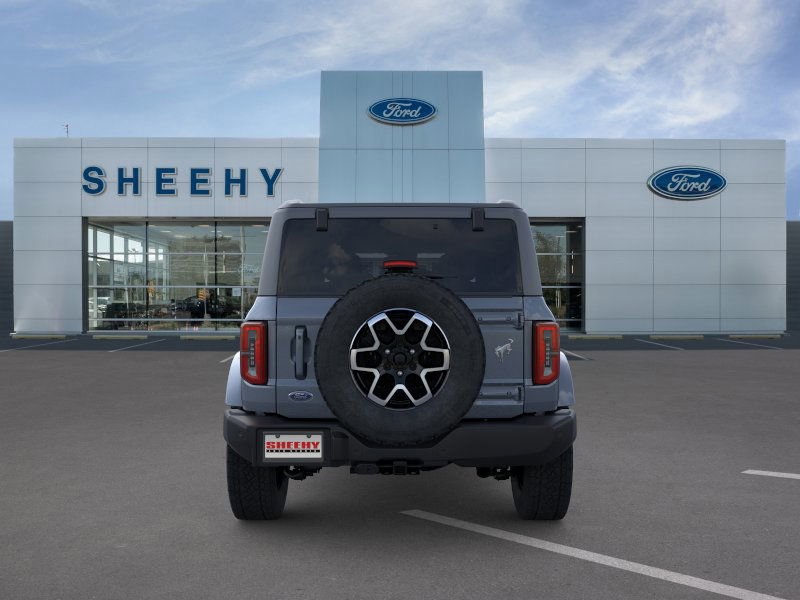 2025 Ford Bronco Outer Banks photo 4