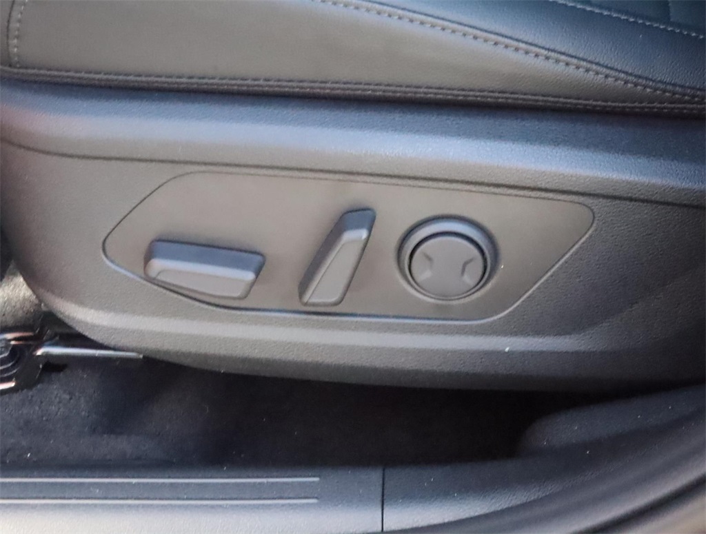 2025 Kia Sportage SX Prestige - Photo 18