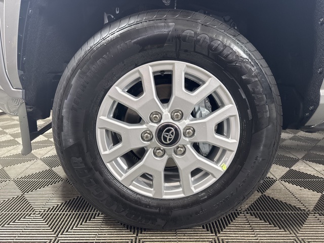 2025 Toyota Tacoma SR5 Double Cab photo 10