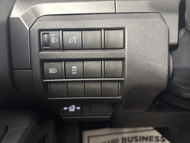 2025 Toyota Tacoma SR5 Double Cab photo 19