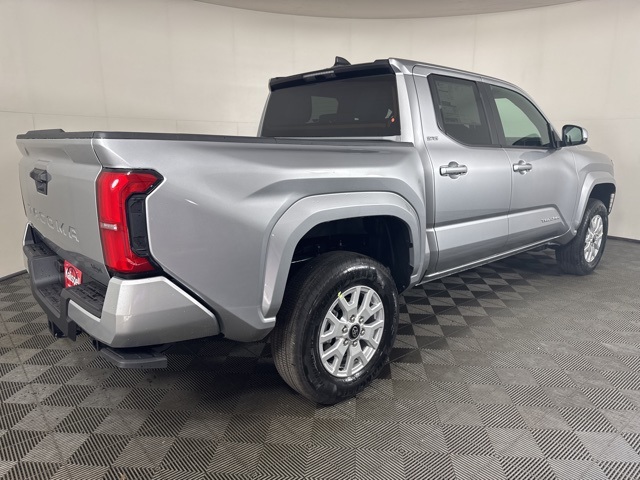2025 Toyota Tacoma SR5 Double Cab photo 3