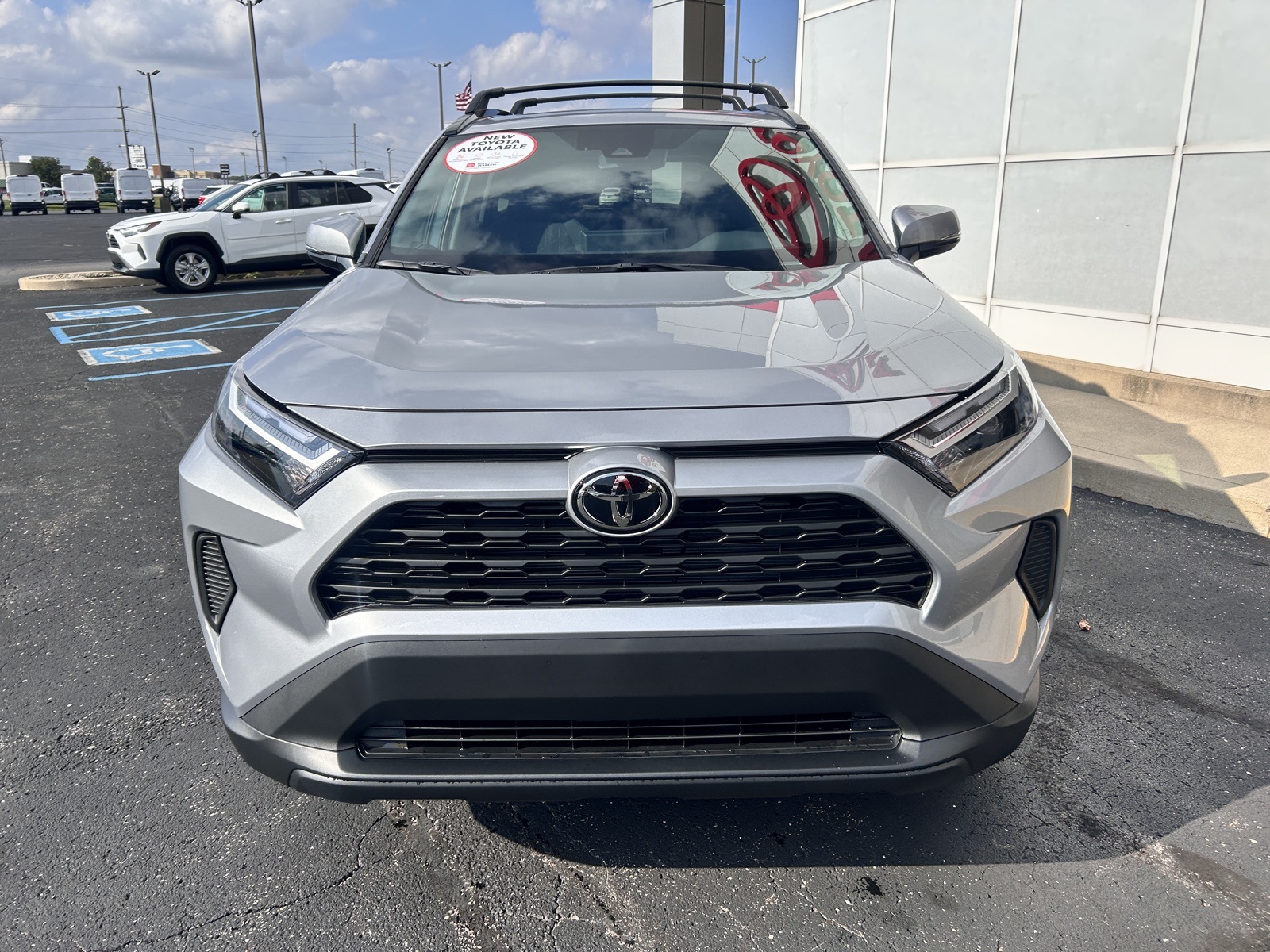 2025 Toyota RAV4 XLE photo 2