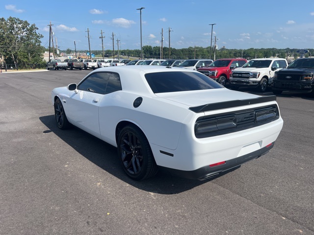 2023 Dodge Challenger R/T photo 2