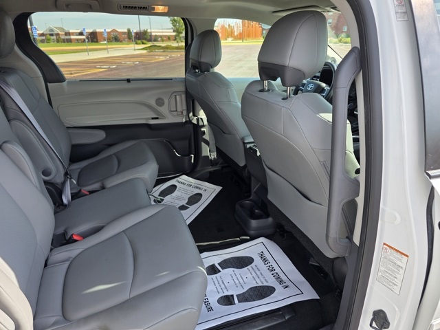 2022 Toyota Sienna XLE