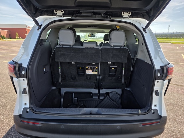 2022 Toyota Sienna XLE