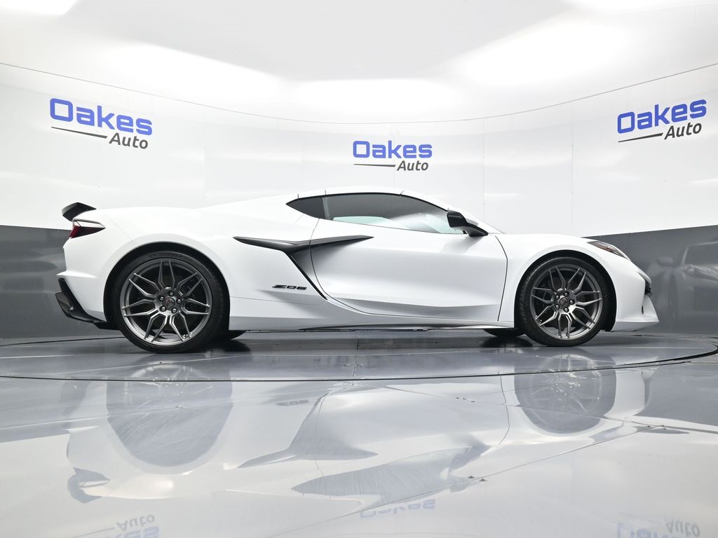 2024 Chevrolet Corvette Z06 1LZ photo 34