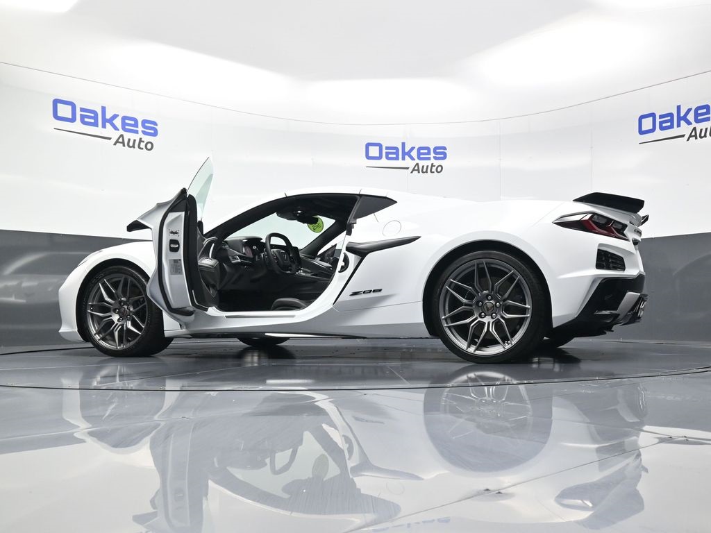 2024 Chevrolet Corvette Z06 1LZ photo 50