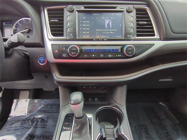 used 2017 Toyota Highlander Hybrid car, priced at $22,411