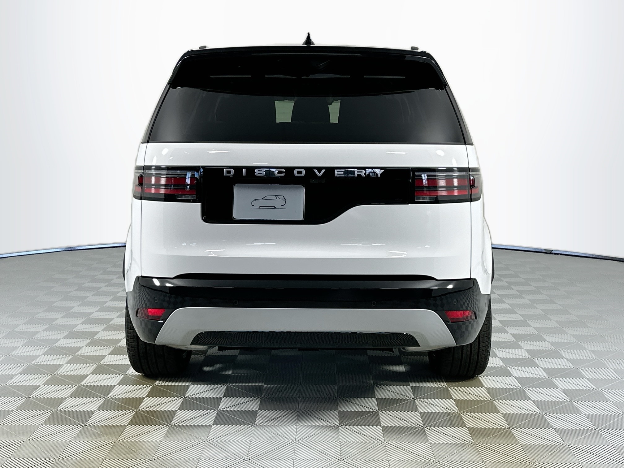 new 2026 Land Rover Discovery car, priced at $76,381