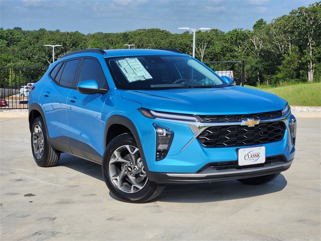 2025 Marina Blue Metallic Chevrolet Trax LT SUV