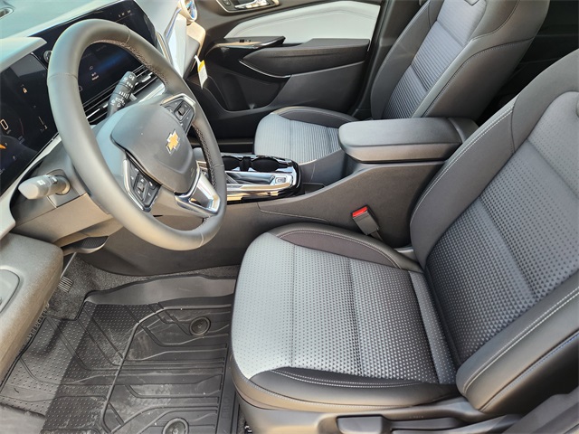 2025 Marina Blue Metallic Chevrolet Trax LT FWD SUV