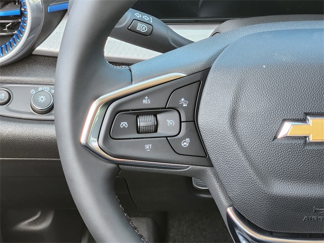 2025 Marina Blue Metallic Chevrolet Trax LT FWD SUV
