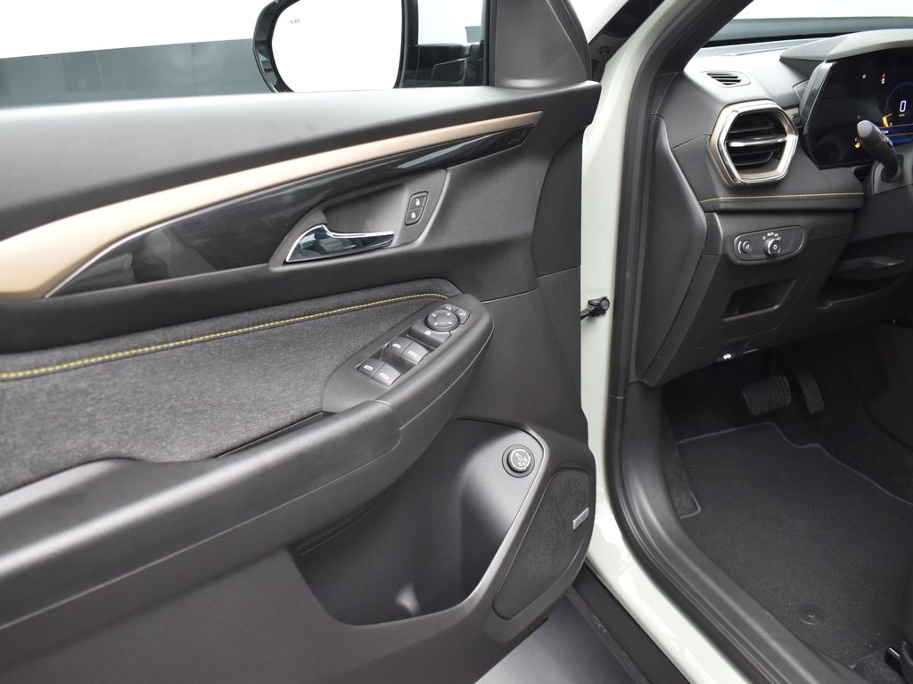 2025 Cacti Green Chevrolet Trailblazer ACTIV FWD SUV