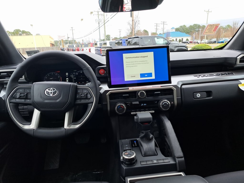 2025 Toyota Tacoma TRD Off-Road Double Cab 4WD 10