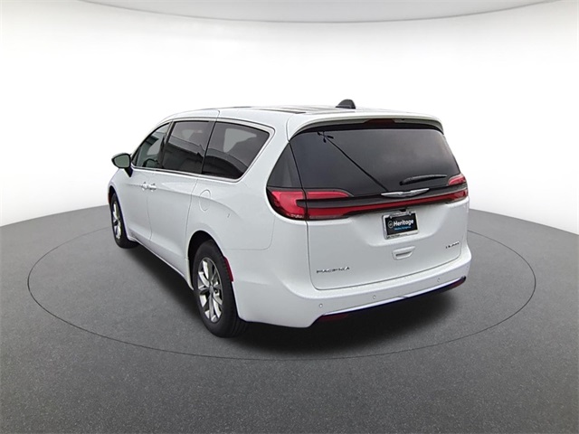 new 2026 Chrysler Pacifica car, priced at $50,100