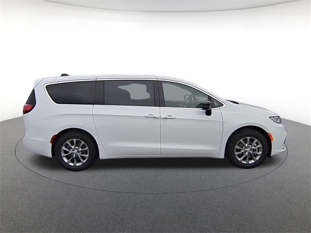 new 2026 Chrysler Pacifica car, priced at $50,100