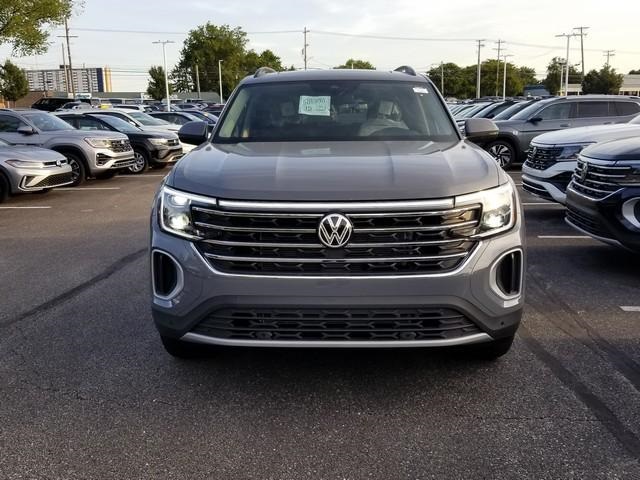 new 2026 Volkswagen Atlas car, priced at $50,870