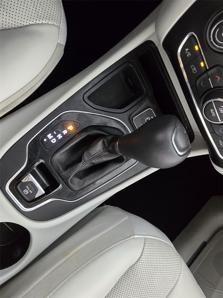 used 2019 Jeep Cherokee car, priced at $14,288