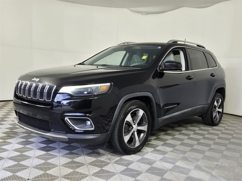 used 2019 Jeep Cherokee car, priced at $14,288