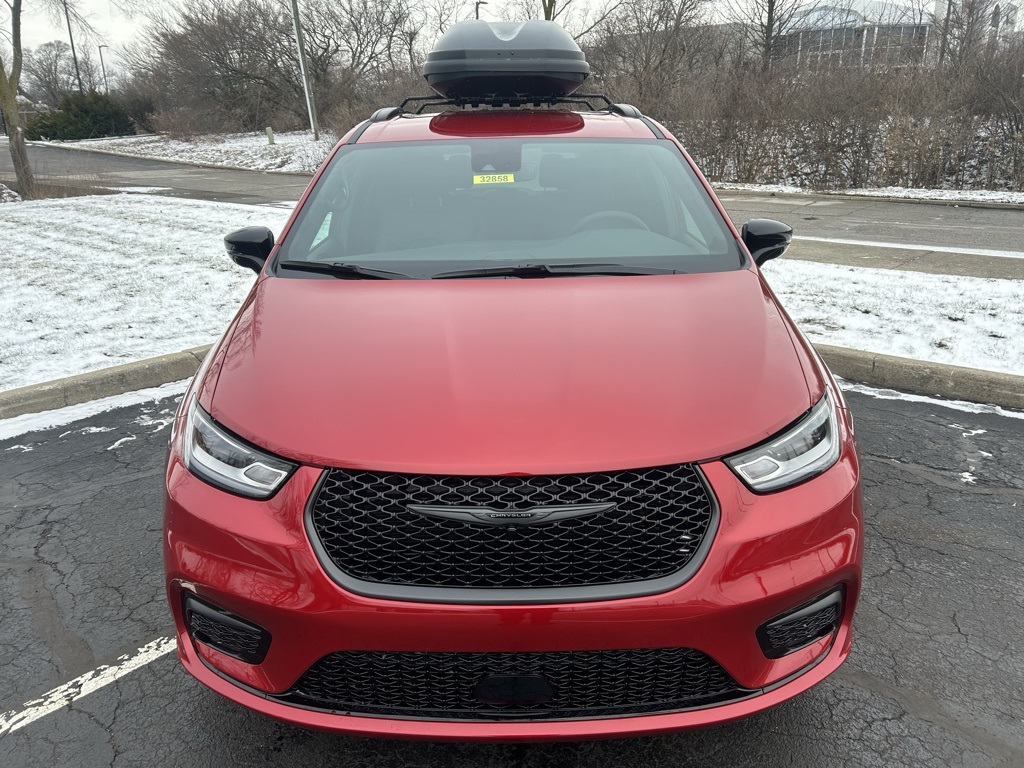 new 2026 Chrysler Pacifica car, priced at $48,205