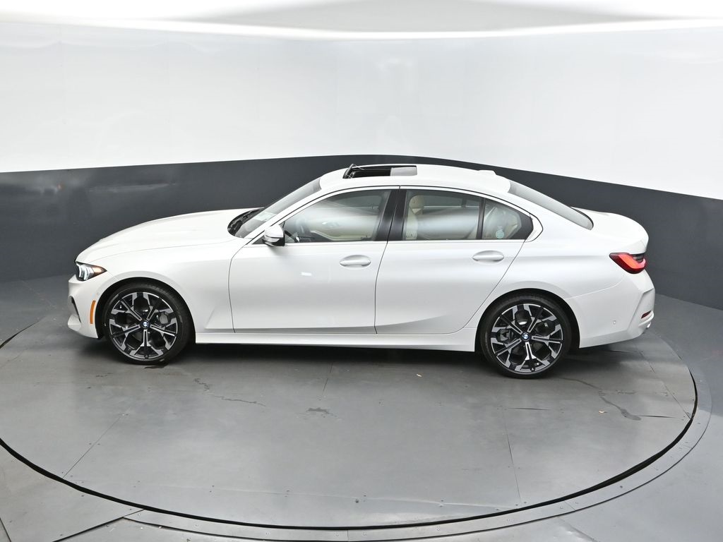 2025 Mineral White Metallic BMW 3 Series 330i RWD Sedan
