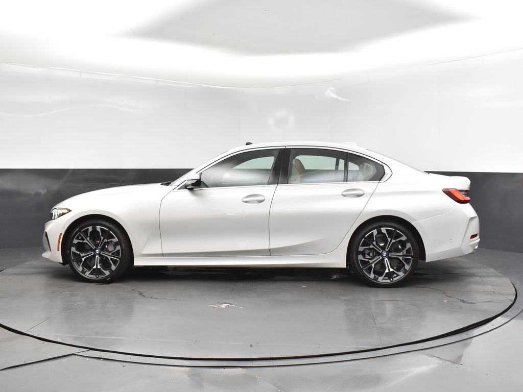 2025 Mineral White Metallic BMW 3 Series 330i RWD Sedan