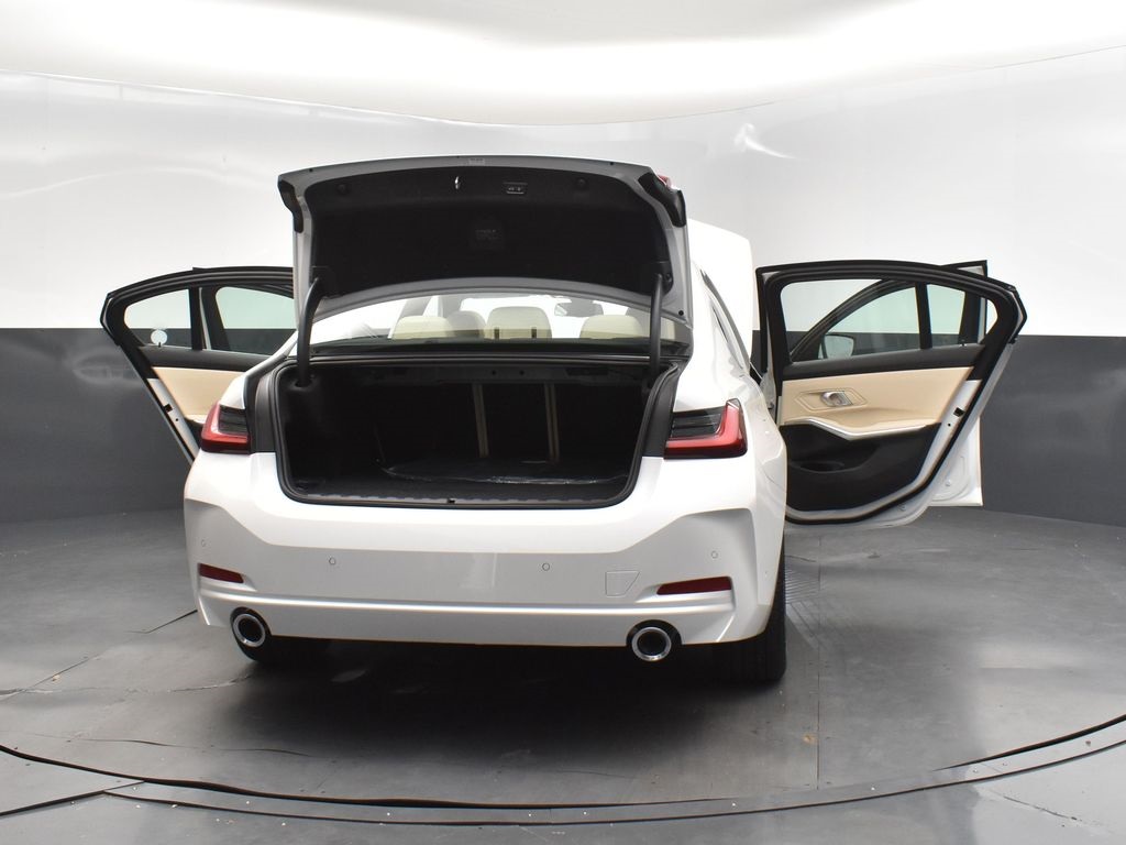 2025 Mineral White Metallic BMW 3 Series 330i RWD Sedan