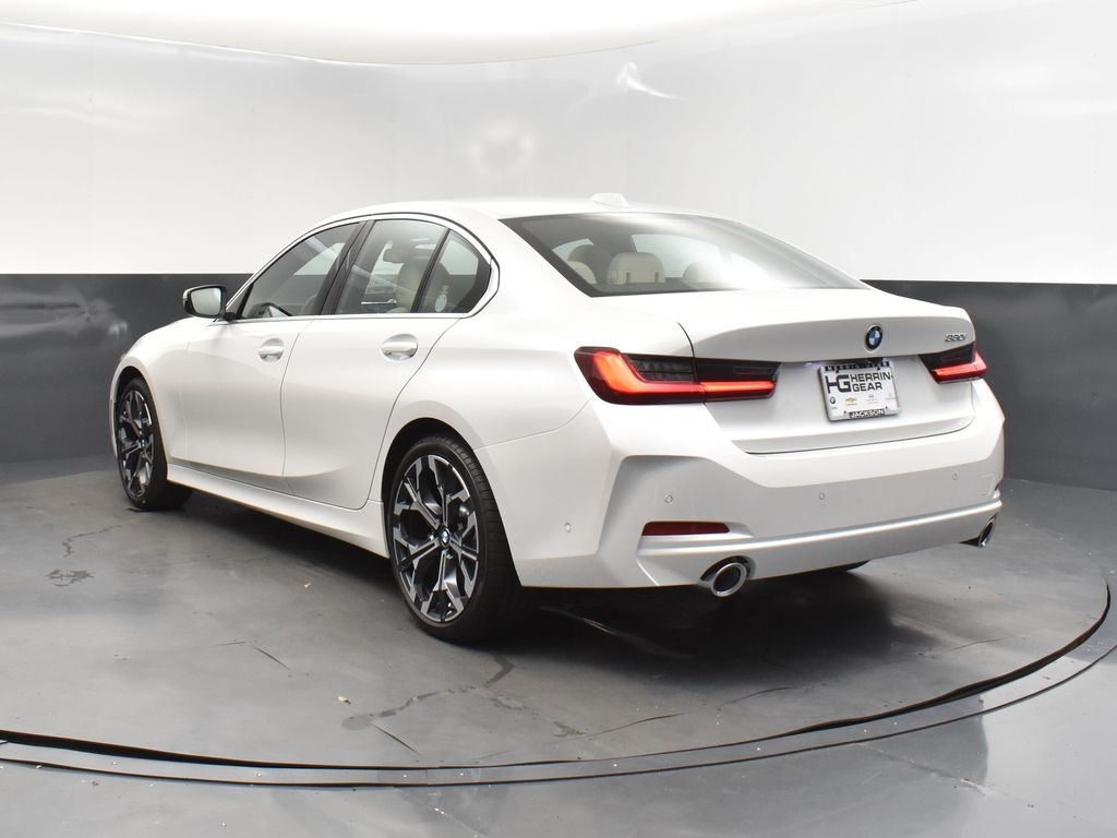 2025 Mineral White Metallic BMW 3 Series 330i RWD Sedan