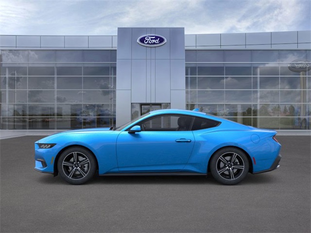 2025 Ford Mustang EcoBoost photo 3