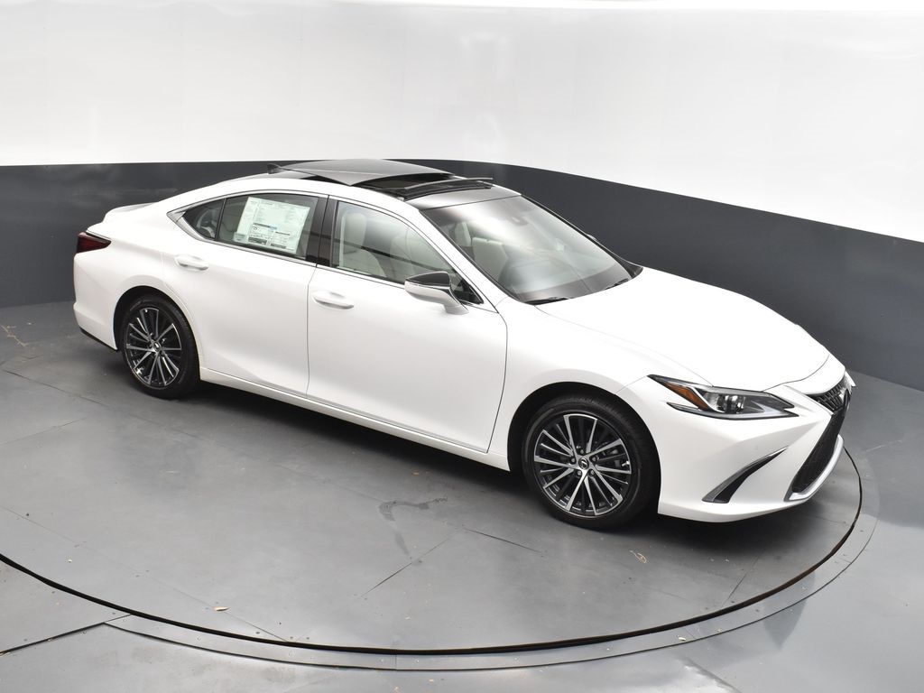 2025 White Pearl Lexus ES 350 Sedan