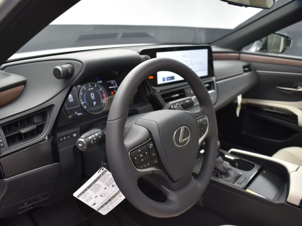 2025 White Pearl Lexus ES 350 FWD Sedan