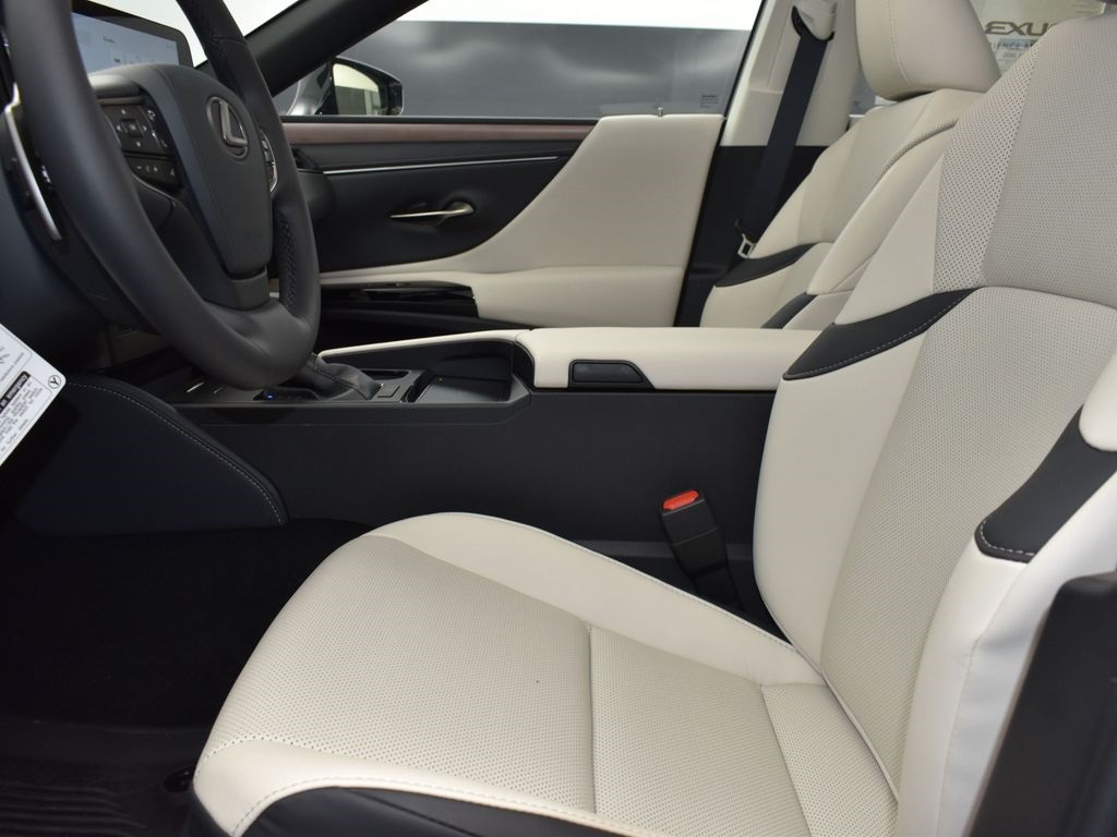 2025 White Pearl Lexus ES 350 FWD Sedan