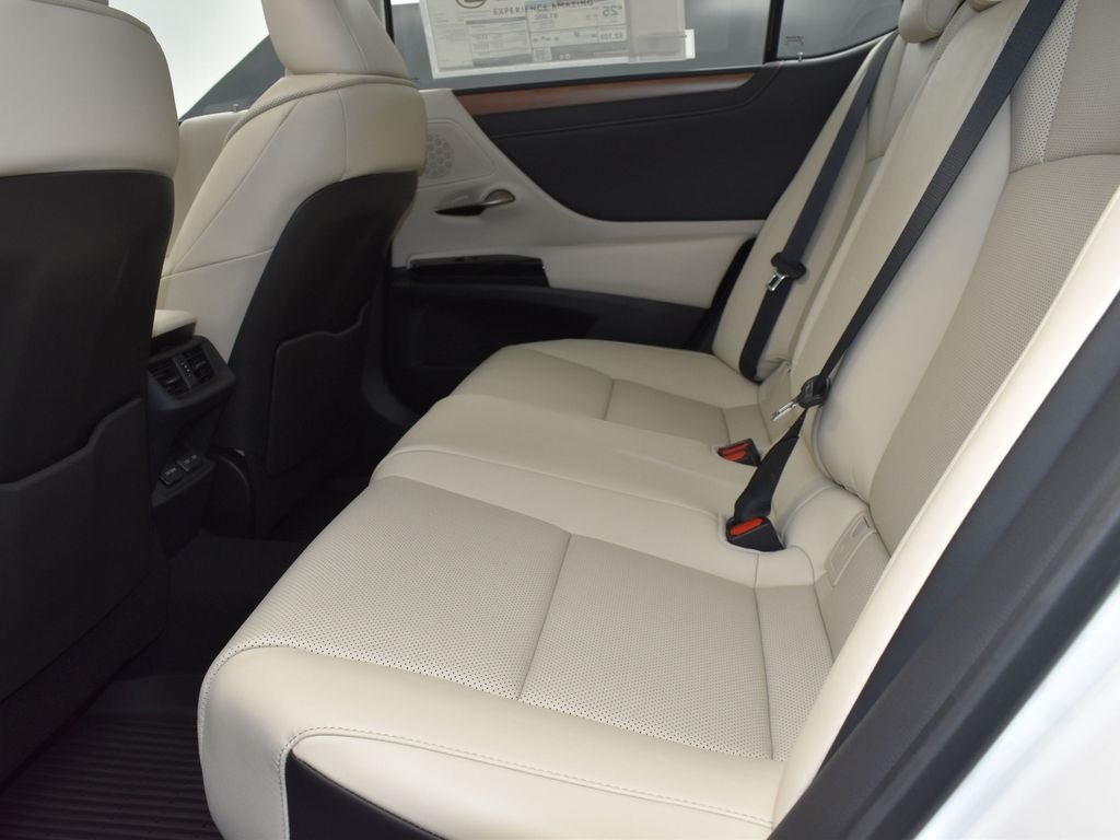 2025 White Pearl Lexus ES 350 FWD Sedan