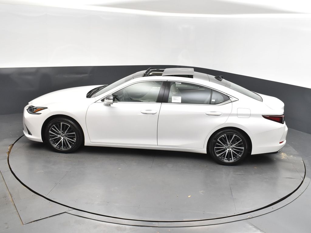 2025 White Pearl Lexus ES 350 FWD Sedan