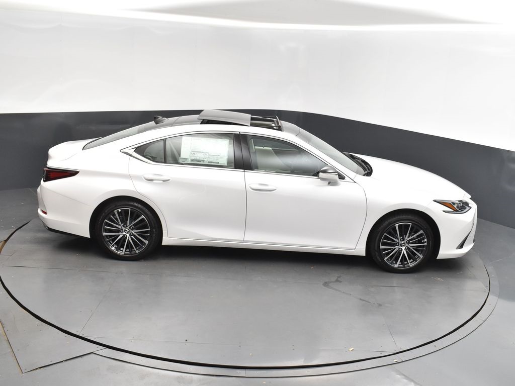 2025 White Pearl Lexus ES 350 FWD Sedan