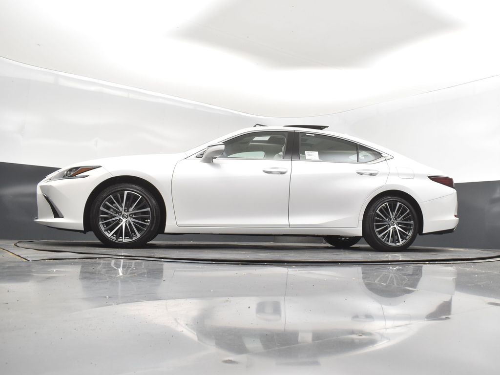 2025 White Pearl Lexus ES 350 FWD Sedan