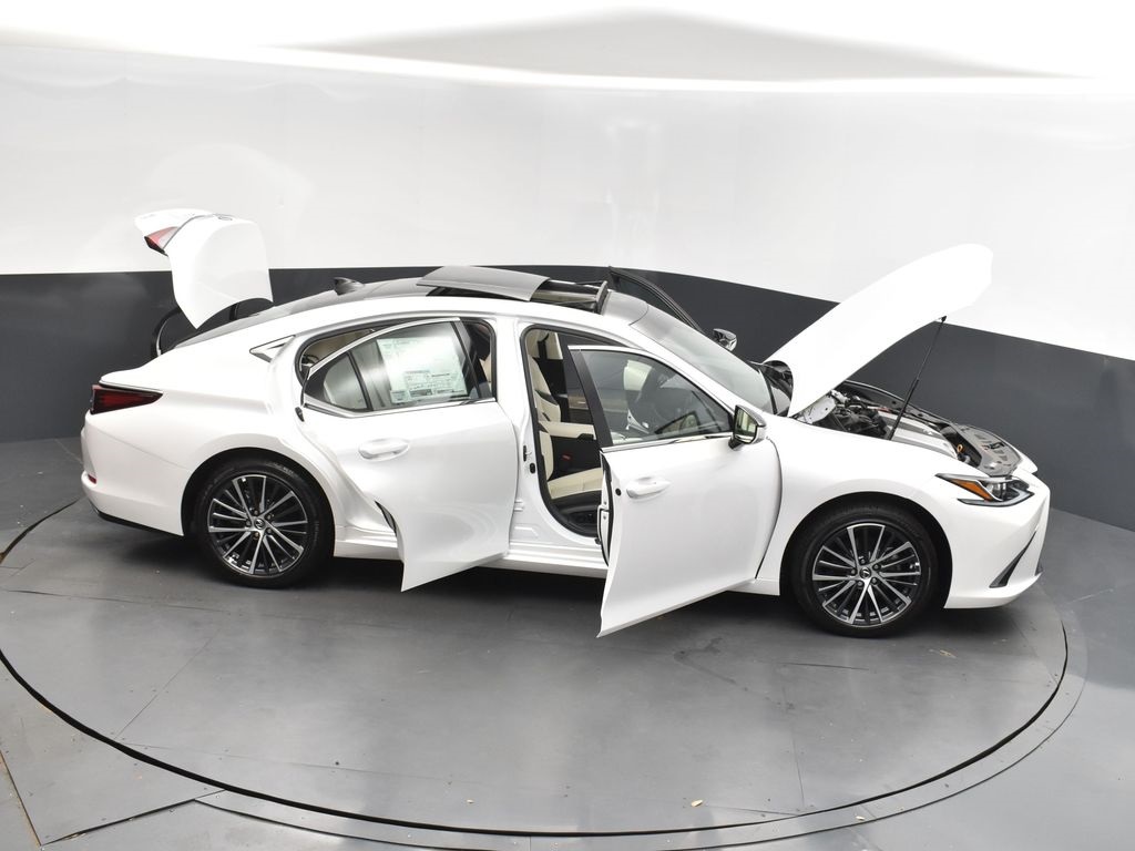 2025 White Pearl Lexus ES 350 FWD Sedan