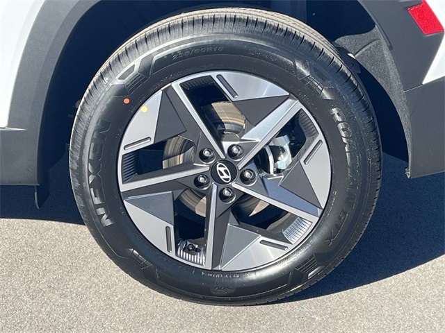 new 2026 Hyundai Tucson Hybrid car, priced at $36,105