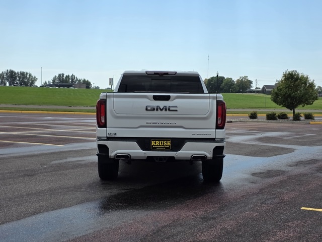 2022 GMC Sierra 1500 4WD Crew Cab Short Box Denali Ultimate