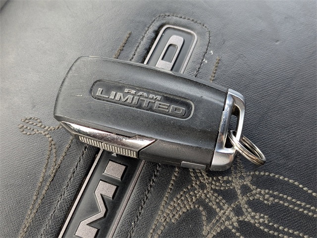 2024 Ram 1500 Limited Crew Cab 4x4 5'7" Box