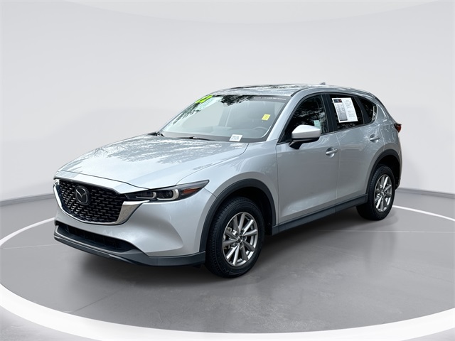 2022 Mazda CX-5 S Preferred package's photo