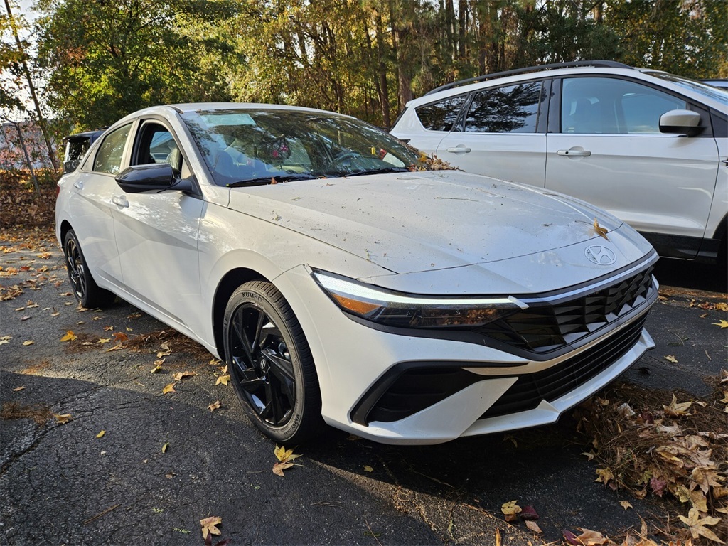 2026 Hyundai Elantra SEL's photo