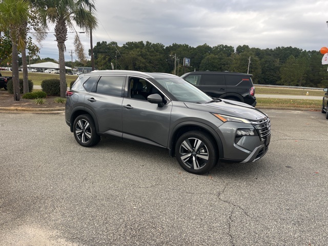 2024 Nissan Rogue SL