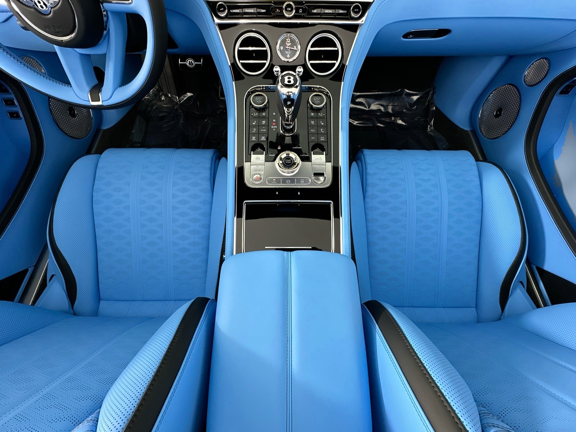 new 2025 Bentley Continental GTC car