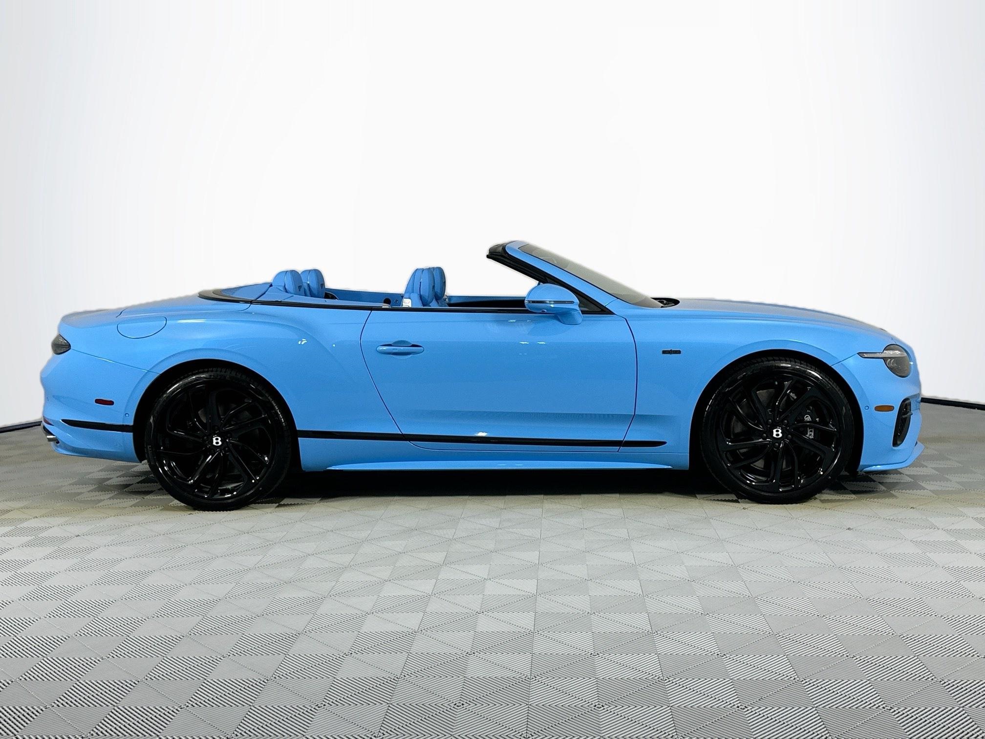 new 2025 Bentley Continental GTC car