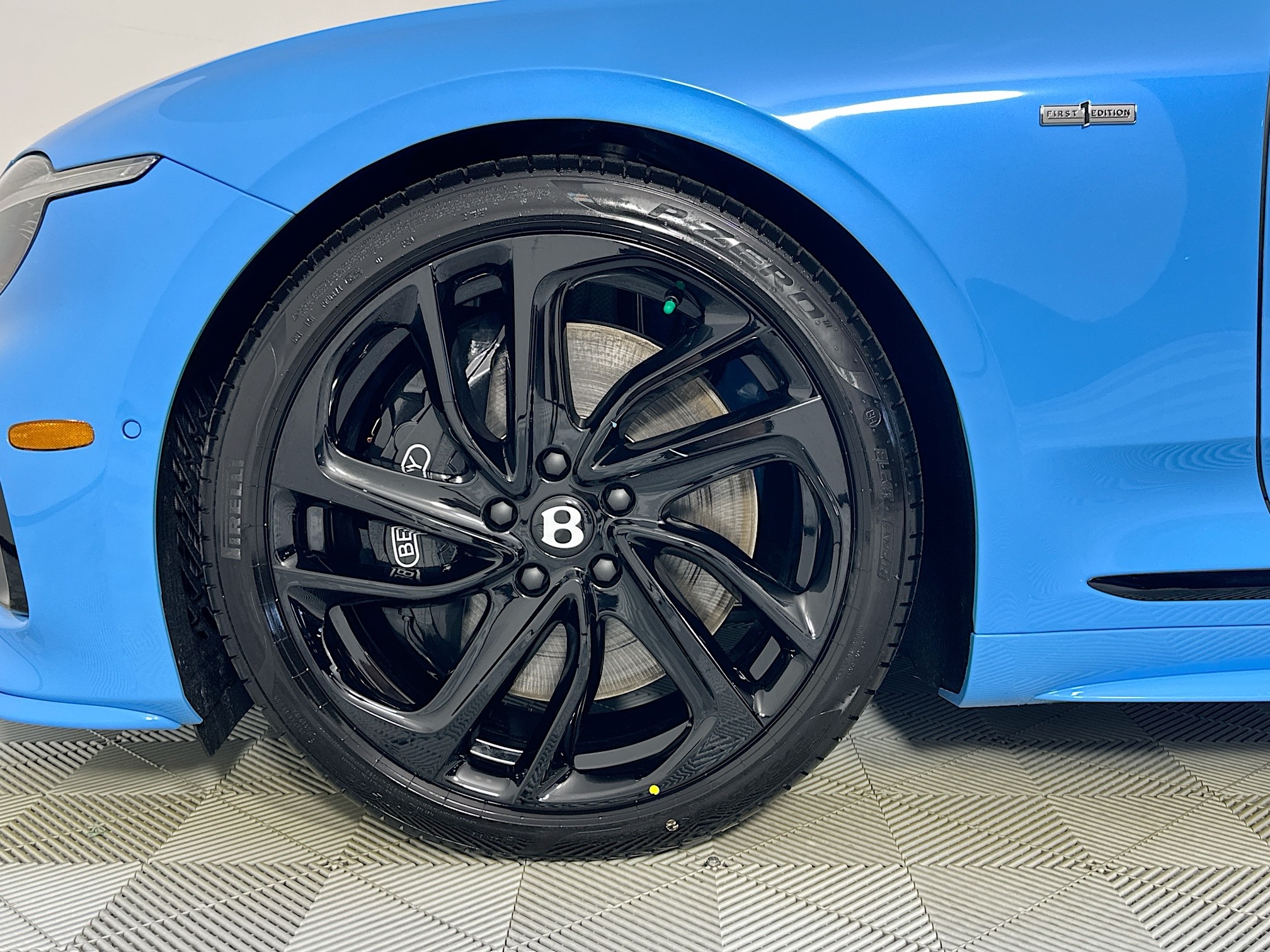 new 2025 Bentley Continental GTC car