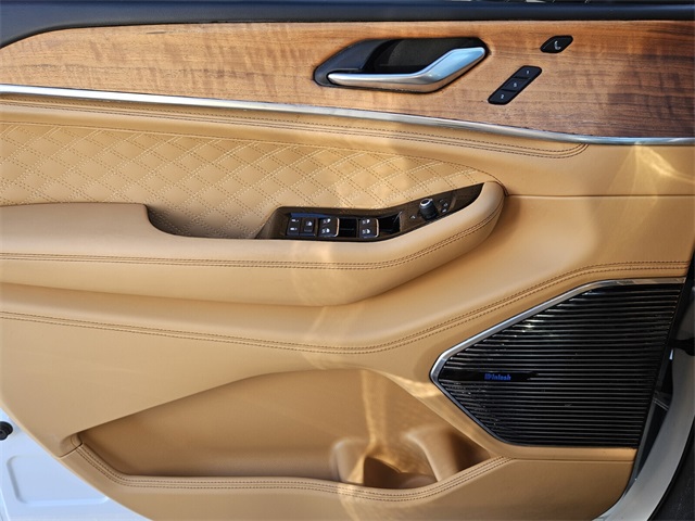 2022 Jeep Grand Cherokee Summit Reserve 4x4