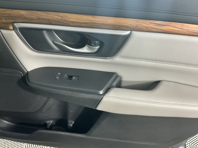 used 2017 Honda CR-V car, priced at $16,599